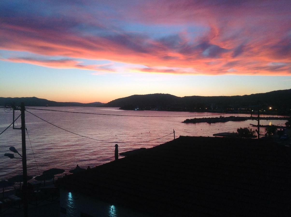 Filippos-Spectacular Area,,,,Panoramic,-Sea- View- Apartments-42M, Just Call On The Photo Number, For Price,Vacancy Etc,,-Next To Vallis Hotel,, 15Meters From Seaside!!! Agria Exterior foto